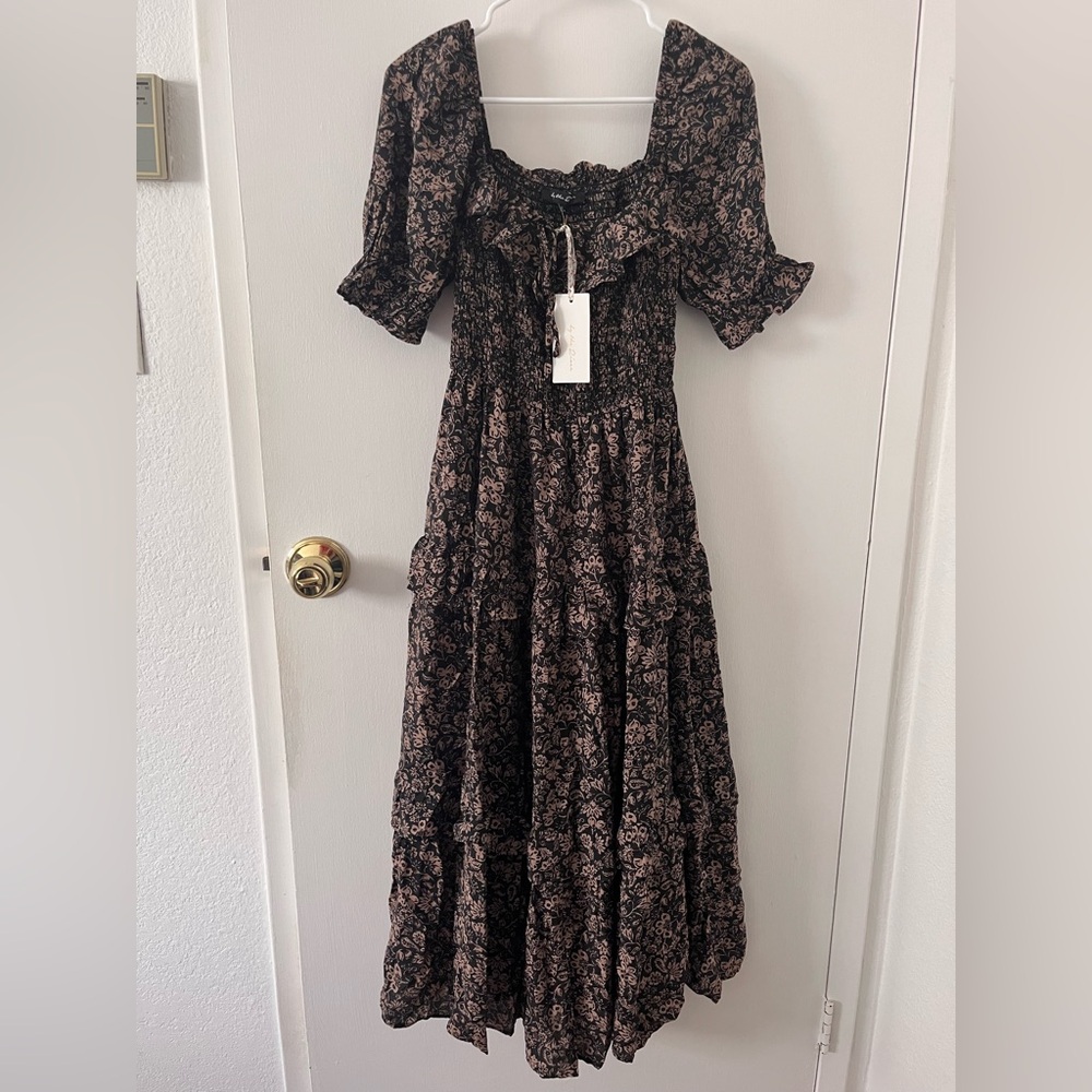 NWT By the River Puff Sleeve Tiered Midi Dress